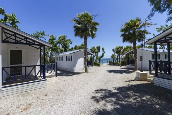 Camping Castillo de Baños