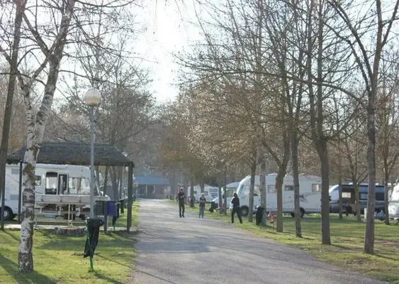 Camping Fuentes Blancas